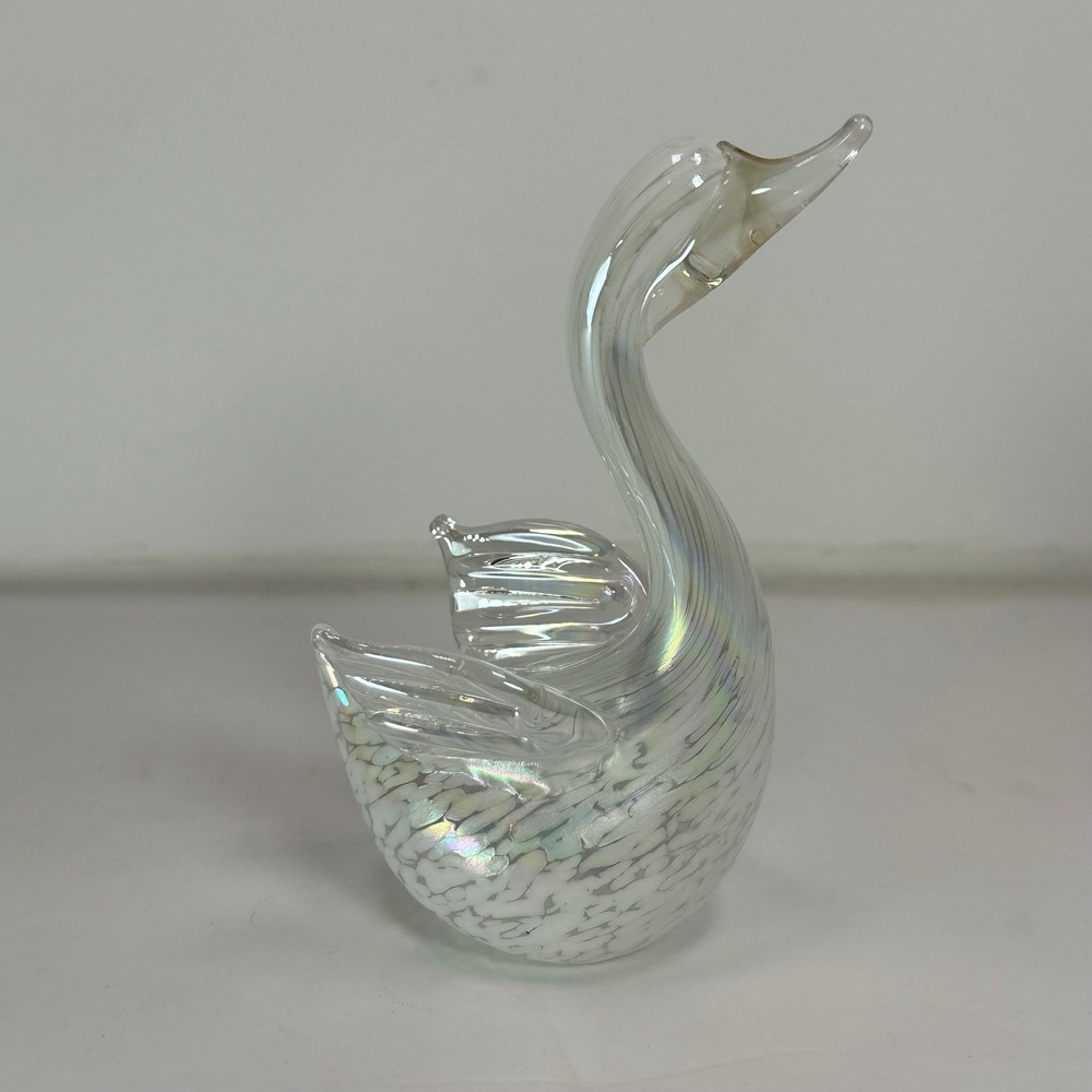 Iridescent Glass Swan Figurine‎ Home Decor Accent Accent Gift